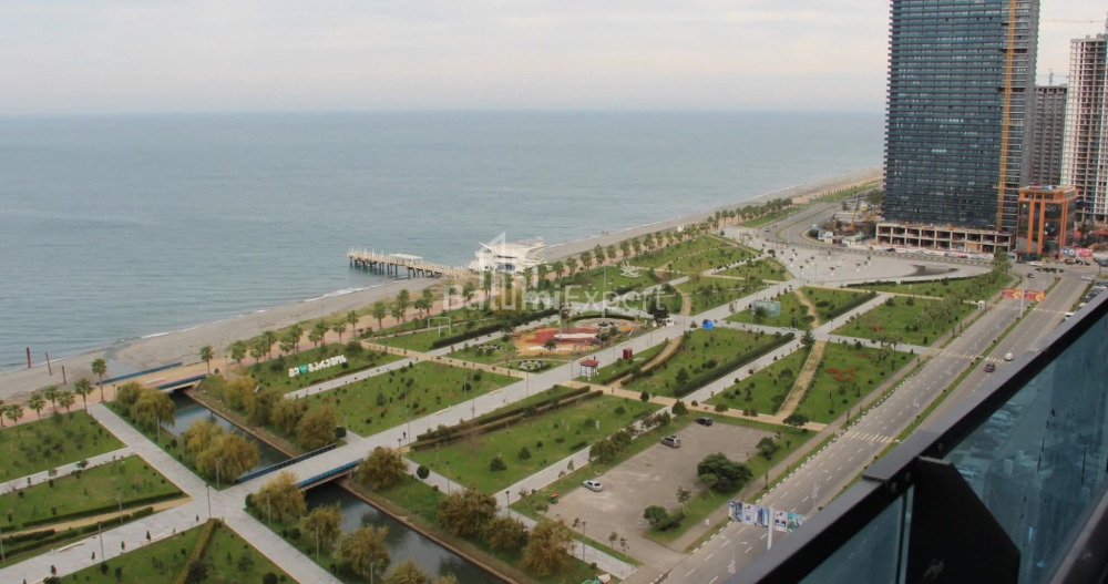 Daire 76.07 m² Daire - Lech ve Maria Kachinsky, Batumi, Gürcistan