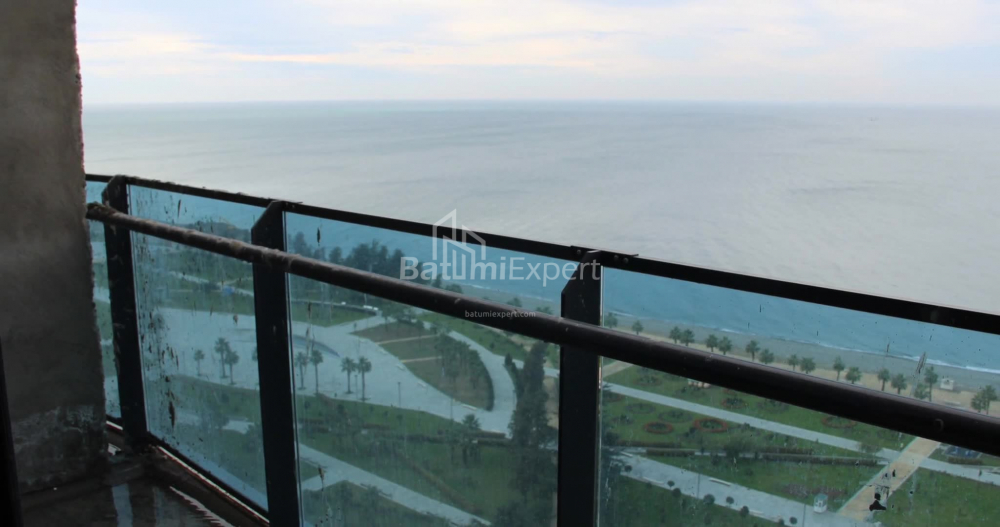 Daire 76.07 m² Daire - Lech ve Maria Kachinsky, Batumi, Gürcistan