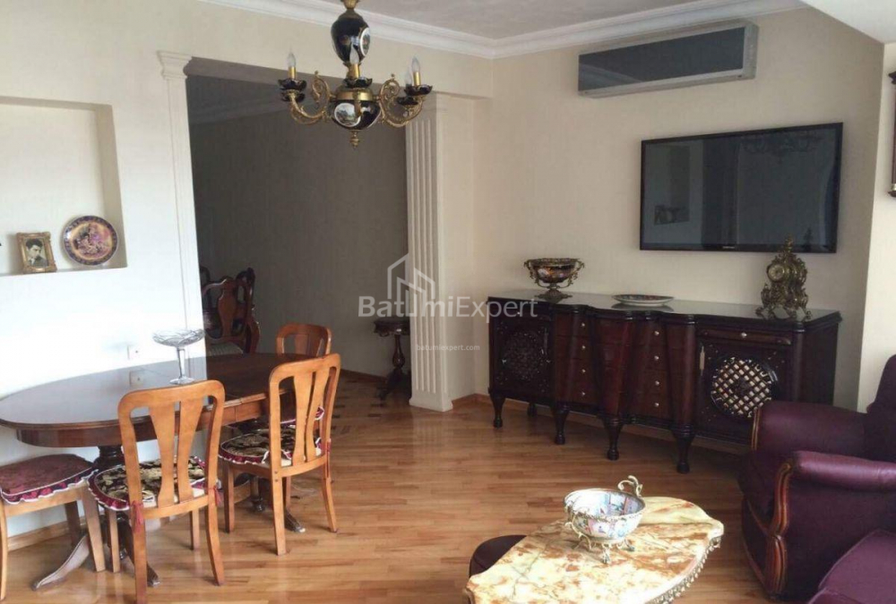 Daire 120 m² Daire - Kral Parnavaz, Batumi, Gürcistan