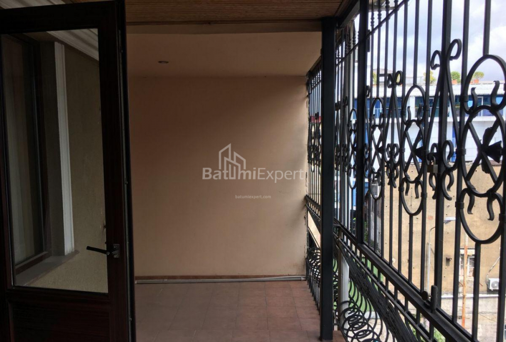 Daire 262 m² Daire - Yurievskaya, Batumi, Gürcistan