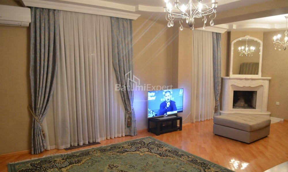 Daire 160 m² Daire - Zuraba Gorgiladze, Batumi, Gürcistan