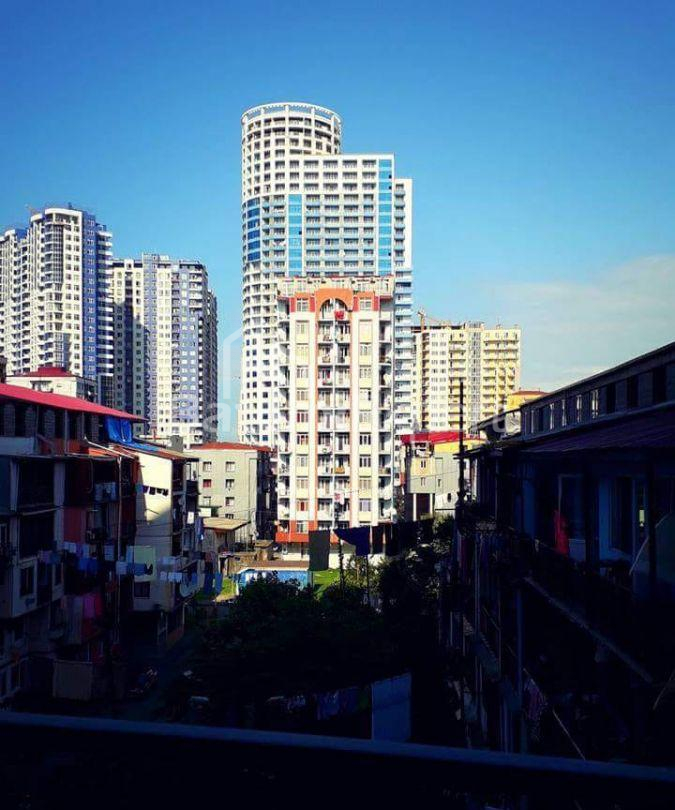 Daire 92 m² Daire - Şalva Inasaridze, Batumi, Gürcistan
