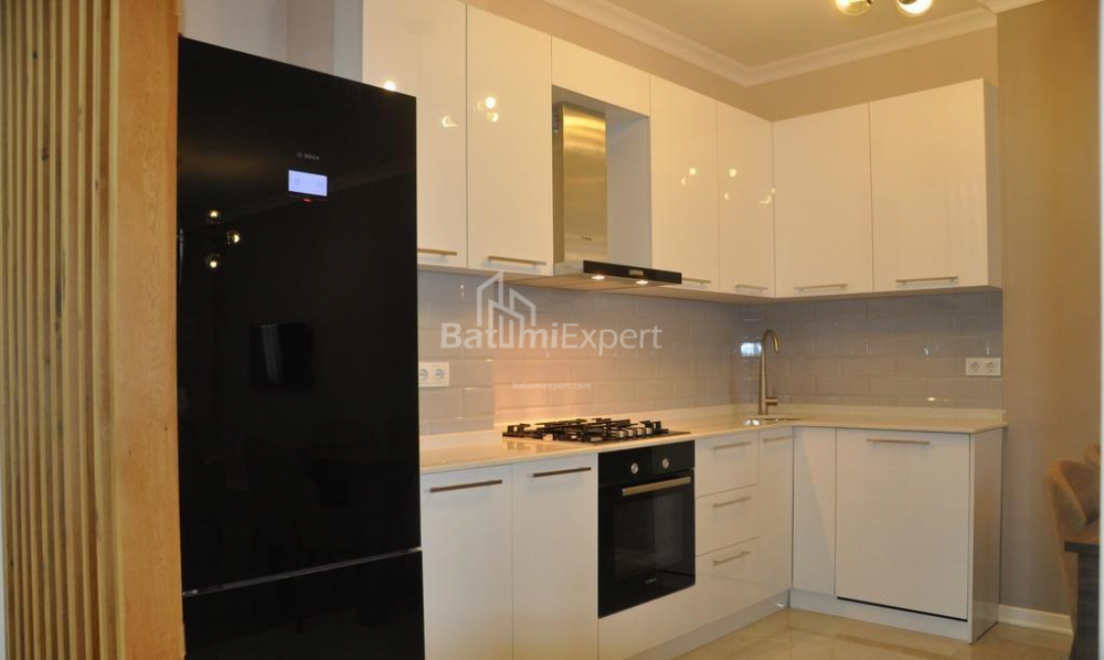 Daire 87 m² Daire - Zuraba Gorgiladze, Batumi, Gürcistan