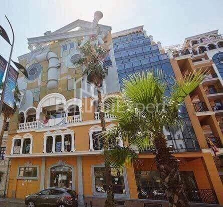 Daire 94 m² Daire - Rustaveli, Batumi, Gürcistan