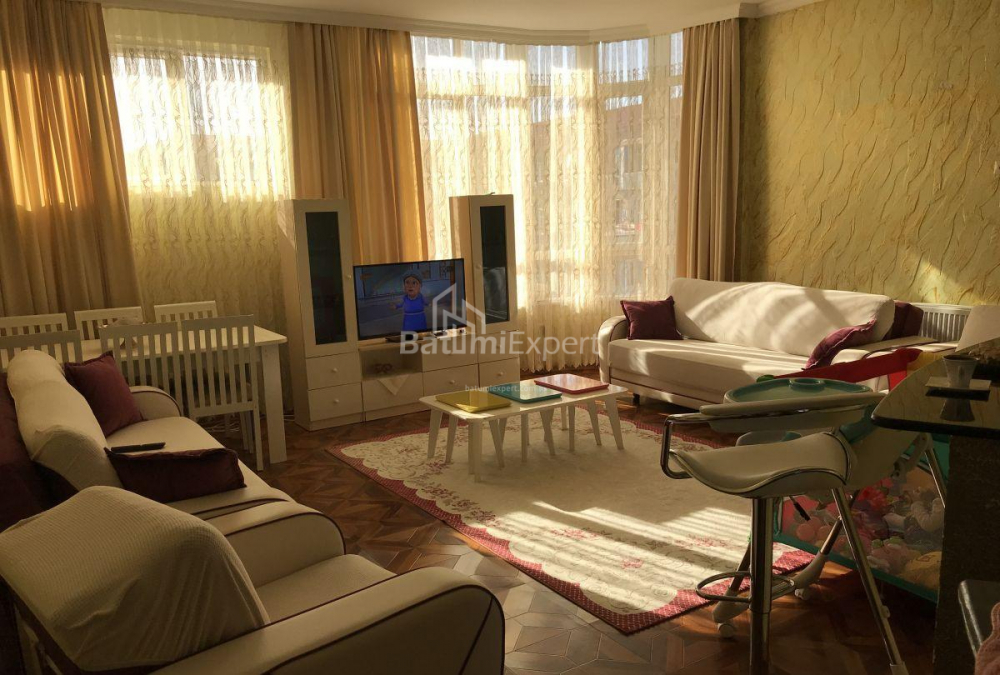 Daire 105 m² Daire - Yurievskaya, Batumi, Gürcistan