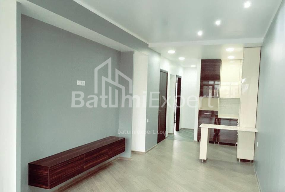 Daire 88 m² Daire - Şerif Khimshiashvili, Batumi, Gürcistan
