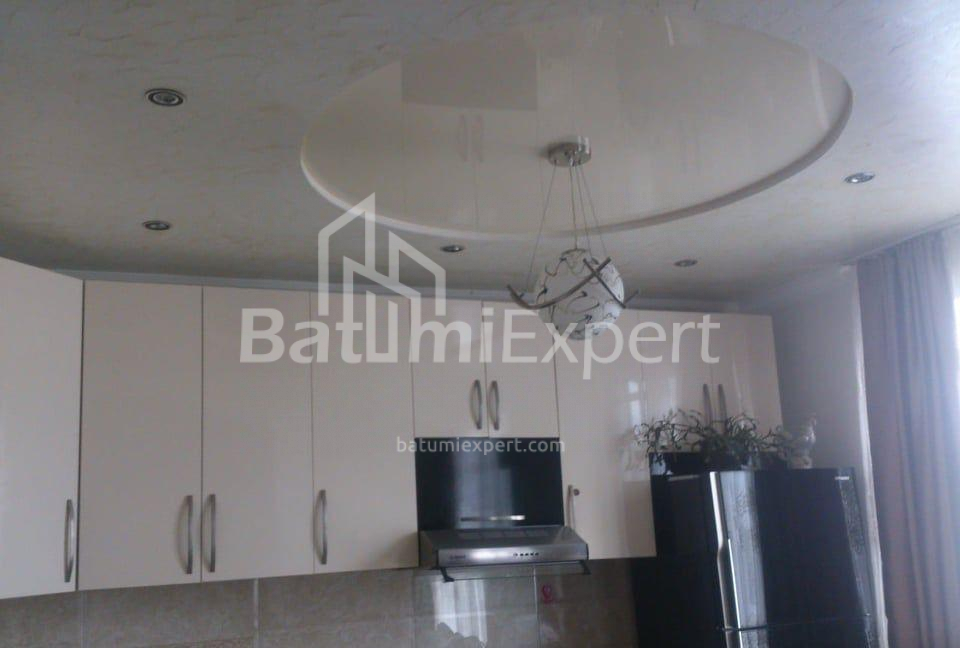 Daire 84 m² Daire - Yurievskaya, Batumi, Gürcistan