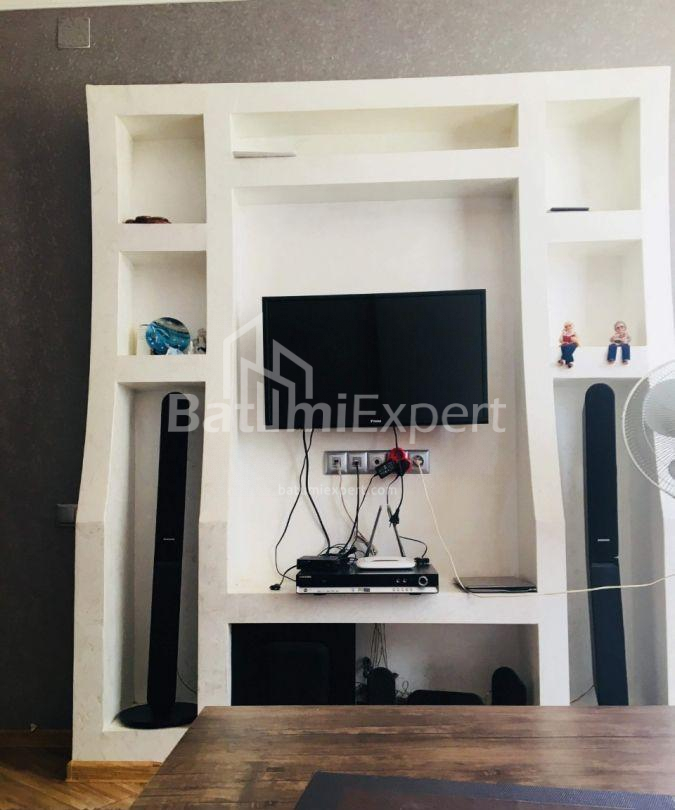 Daire 58 m² Daire - Şerif Khimshiashvili, Batumi, Gürcistan