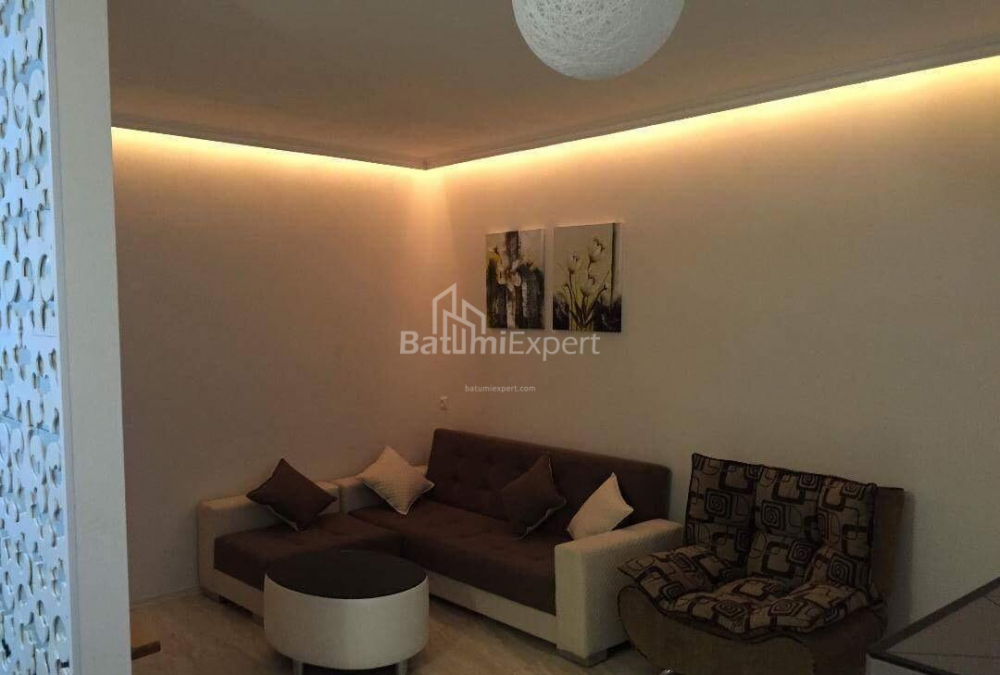 Daire 65 m² Daire - Rustaveli, Batumi, Gürcistan