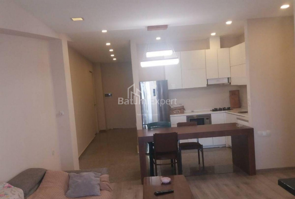 Daire 92 m² Daire - Zuraba Gorgiladze, Batumi, Gürcistan