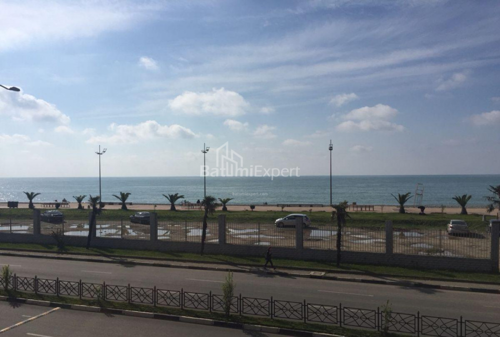 Daire 120 m² Daire - Şerif Khimshiashvili, Batumi, Gürcistan