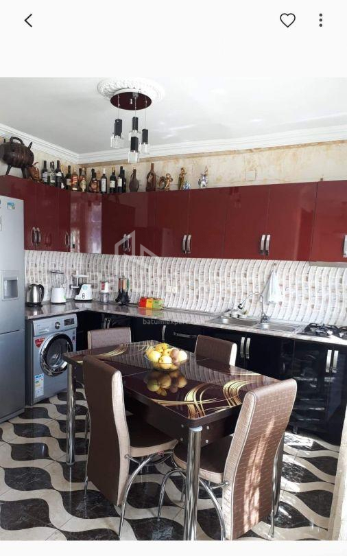 Daire 90 m² Daire - Şalva Inasaridze, Batumi, Gürcistan