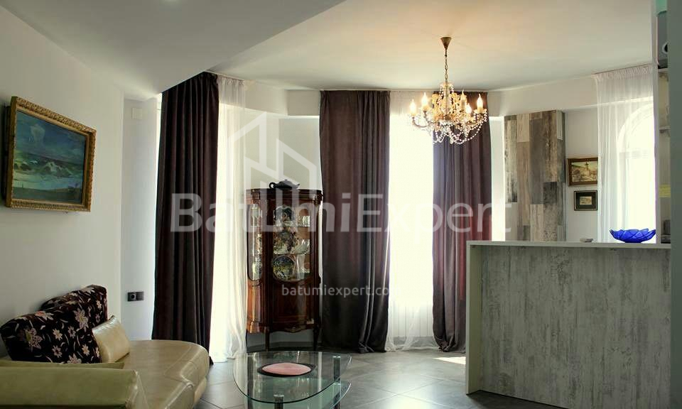 Daire 62 m² Daire - Rustaveli, Batumi, Gürcistan