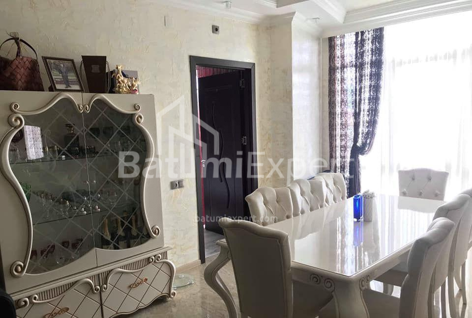 Daire 85 m² Daire - Petra Bagrationi, Batumi, Gürcistan