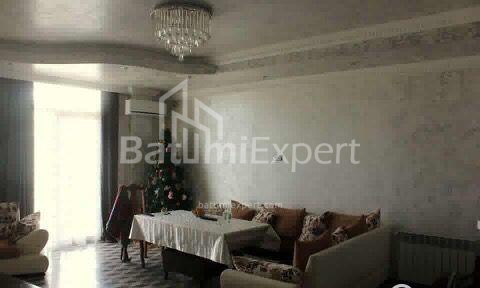 Daire 110 m² Daire - Yurievskaya, Batumi, Gürcistan