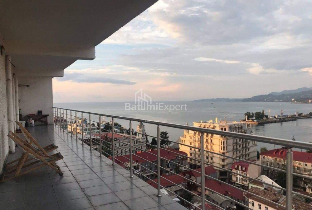 Daire 160 m² Daire - Yurievskaya, Batumi, Gürcistan