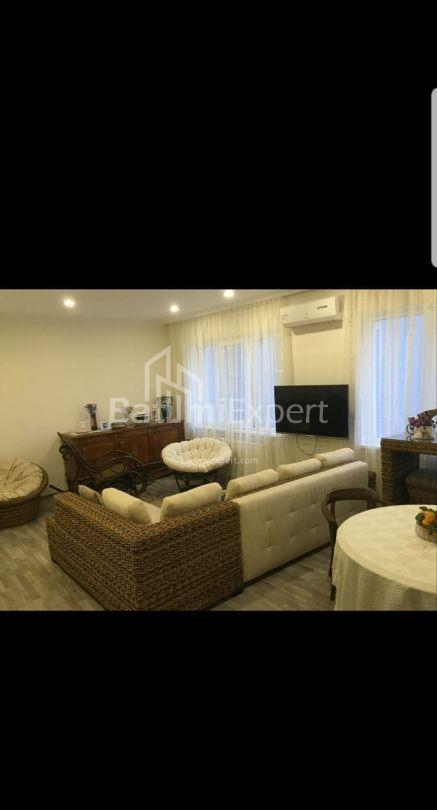 Daire 150 m² Daire - Şerif Khimshiashvili, Batumi, Gürcistan