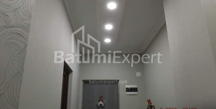 Daire 77 m² Daire - Şalva Inasaridze, Batumi, Gürcistan