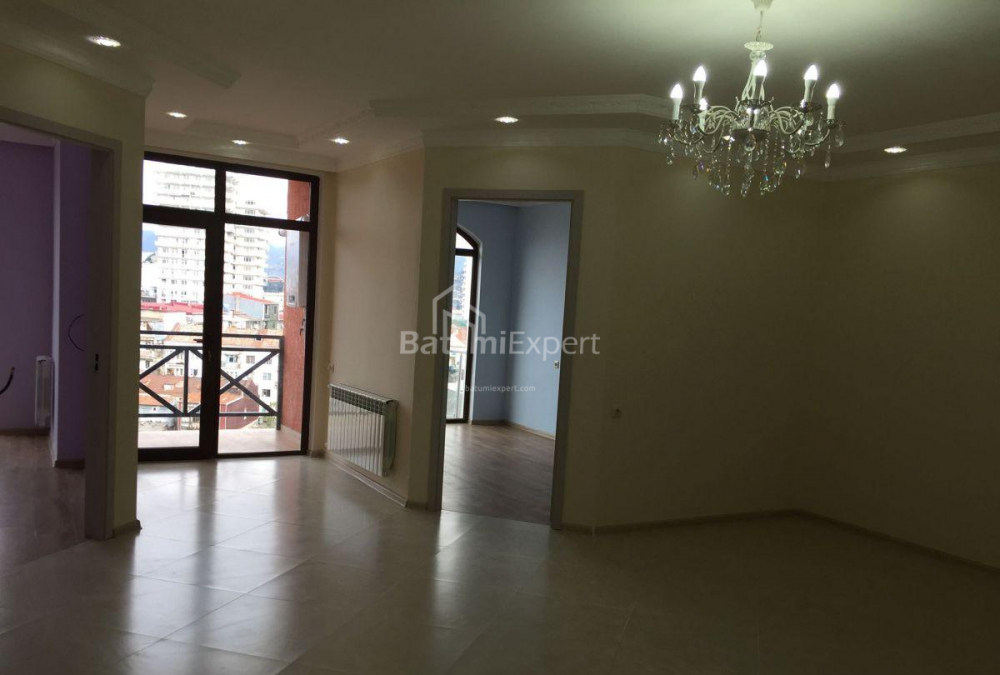 Daire 73 m² Daire - Yurievskaya, Batumi, Gürcistan