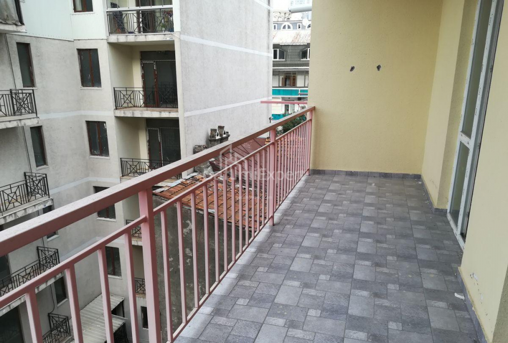 Daire 64 m² Daire - David Kdiaşvili, Batumi, Gürcistan