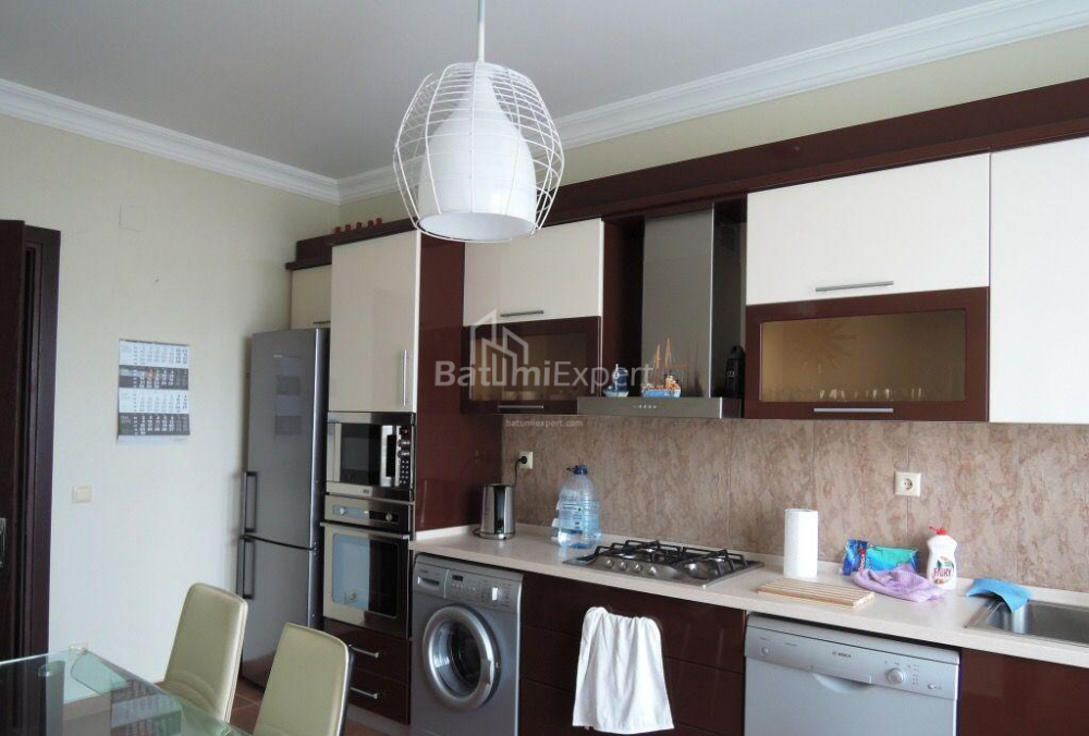 Daire 180 m² Daire - İlya Çavçavadze, Batumi, Gürcistan
