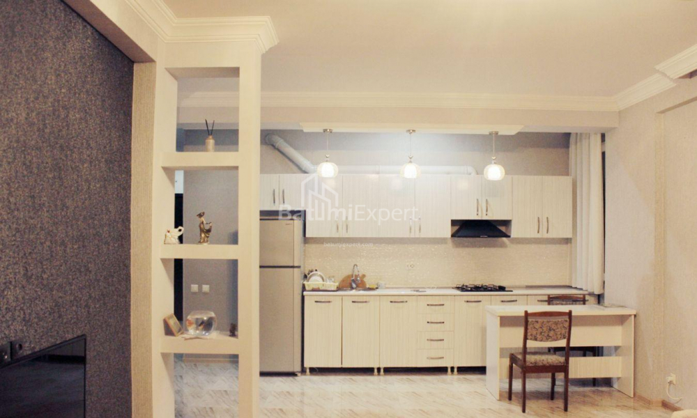 Daire 85 m² Daire - Yurievskaya, Batumi, Gürcistan