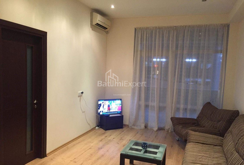 Daire 85 m² Daire - Zuraba Gorgiladze, Batumi, Gürcistan