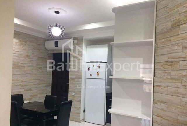 Daire 70 m² Daire - Şerif Khimshiashvili, Batumi, Gürcistan