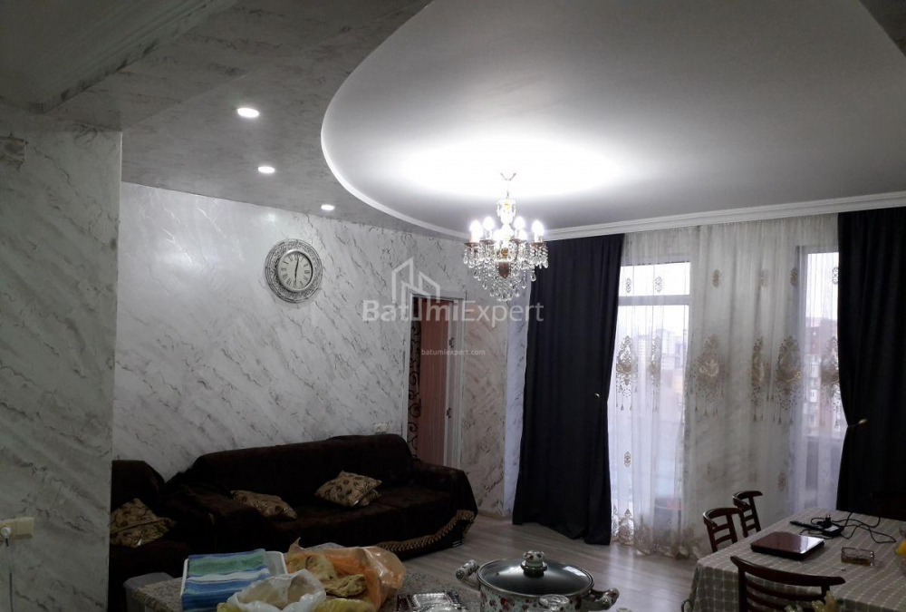 Daire 88 m² Daire - Mihail Lermontov, Batumi, Gürcistan