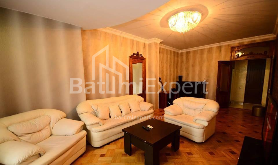 Daire 95 m² Daire - Niko Pirosmani, Batumi, Gürcistan