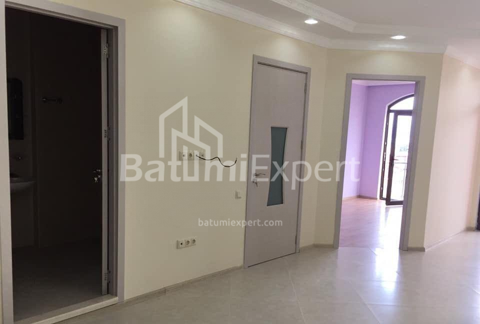 Daire 73 m² Daire - İlya Çavçavadze, Batumi, Gürcistan