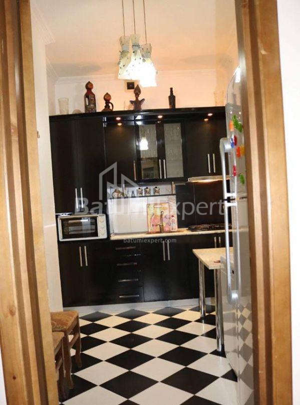 Daire 77 m² Daire - Vakhtang Gorgasali, Batumi, Gürcistan