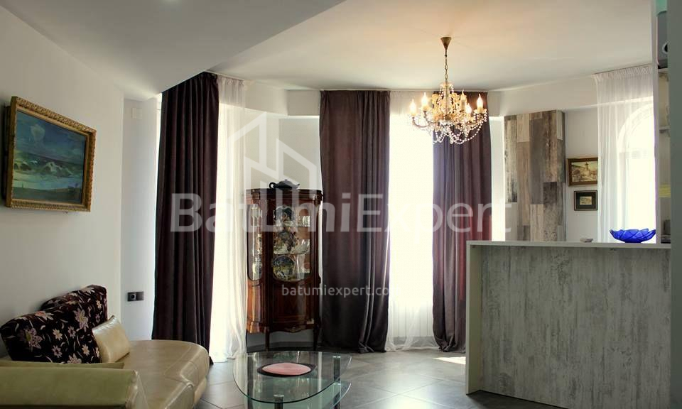 Daire 62 m² Daire - Şerif Khimshiashvili, Batumi, Gürcistan