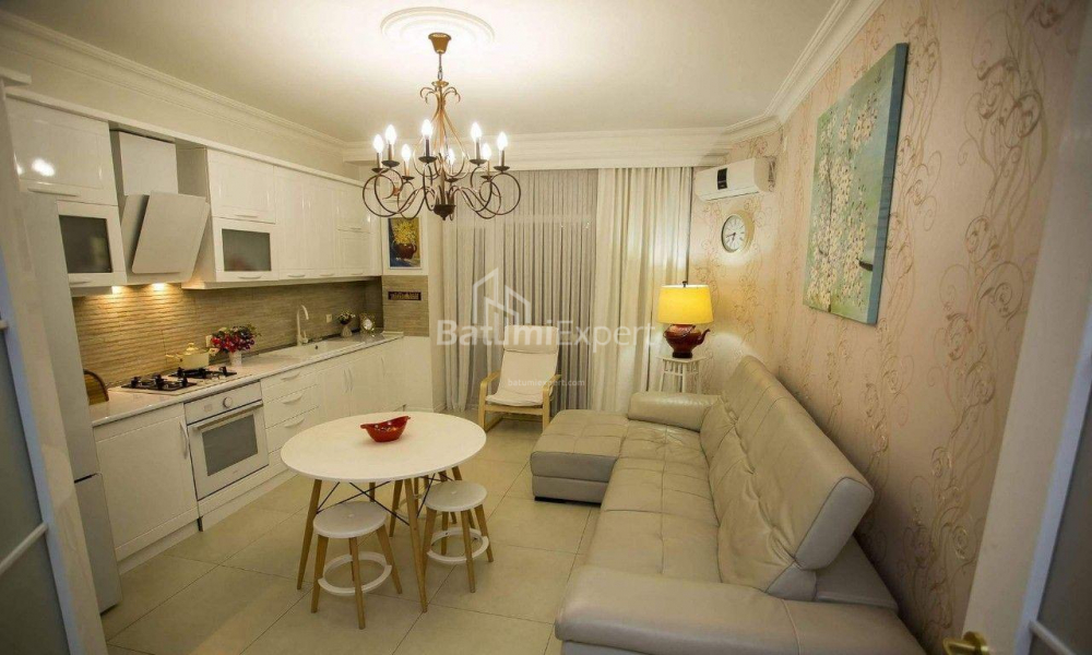 Daire 128 m² Daire - Kral Parnavaz, Batumi, Gürcistan