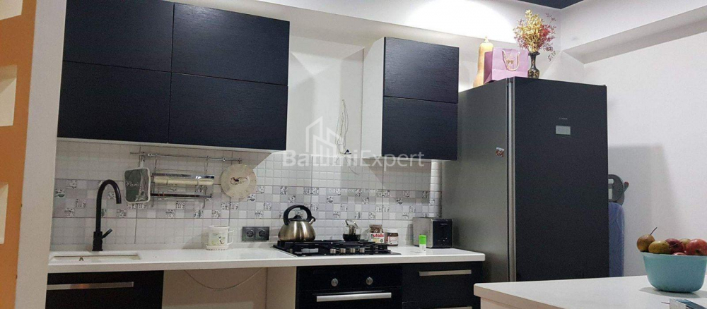 Daire 77 m² Daire - Kral Parnavaz, Batumi, Gürcistan