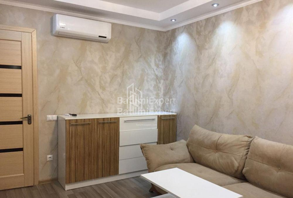 Daire 72 m² Daire - Yusuf Kobaladze, Batumi, Gürcistan