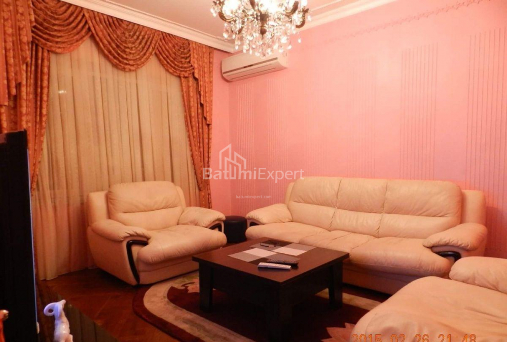 Daire 70 m² Daire - Yurievskaya, Batumi, Gürcistan