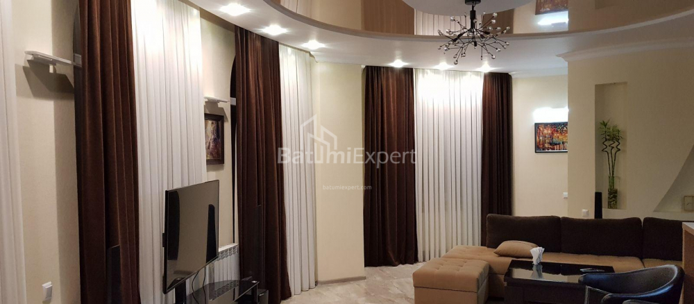 Daire 133 m² Daire - İlya Çavçavadze, Batumi, Gürcistan