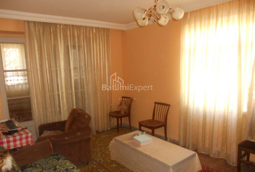 Daire 96 m² Daire - Yurievskaya, Batumi, Gürcistan