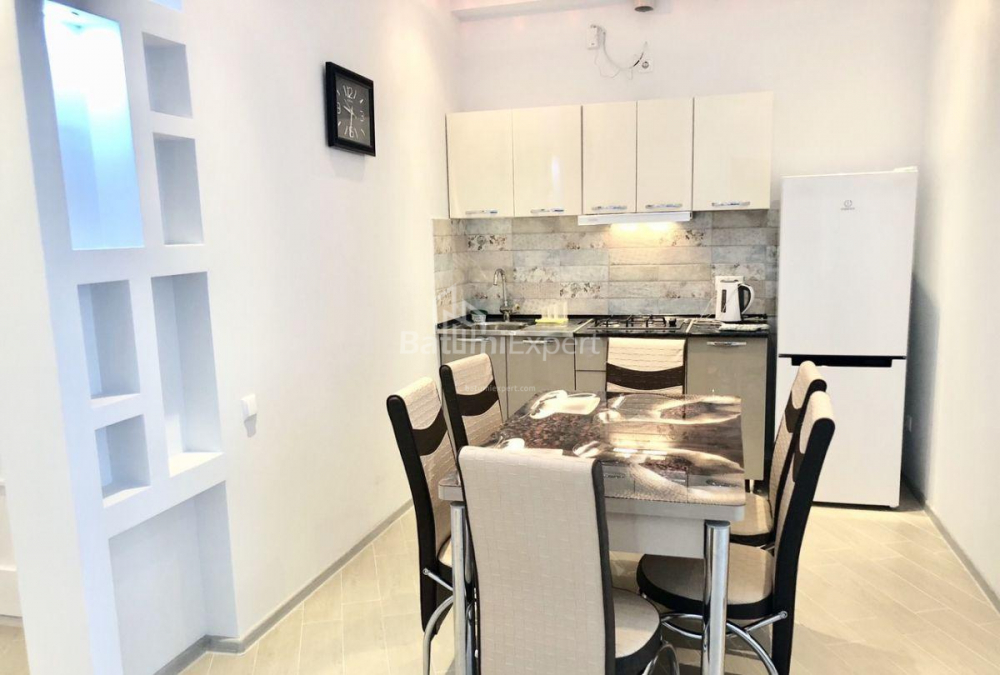 Daire 73 m² Daire - Zuraba Gorgiladze, Batumi, Gürcistan