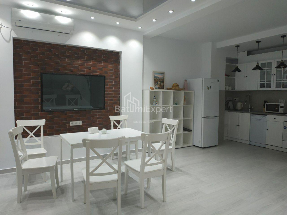 Mesken 180 m² Daire - Petre Iberi, Gonio, Gürcistan