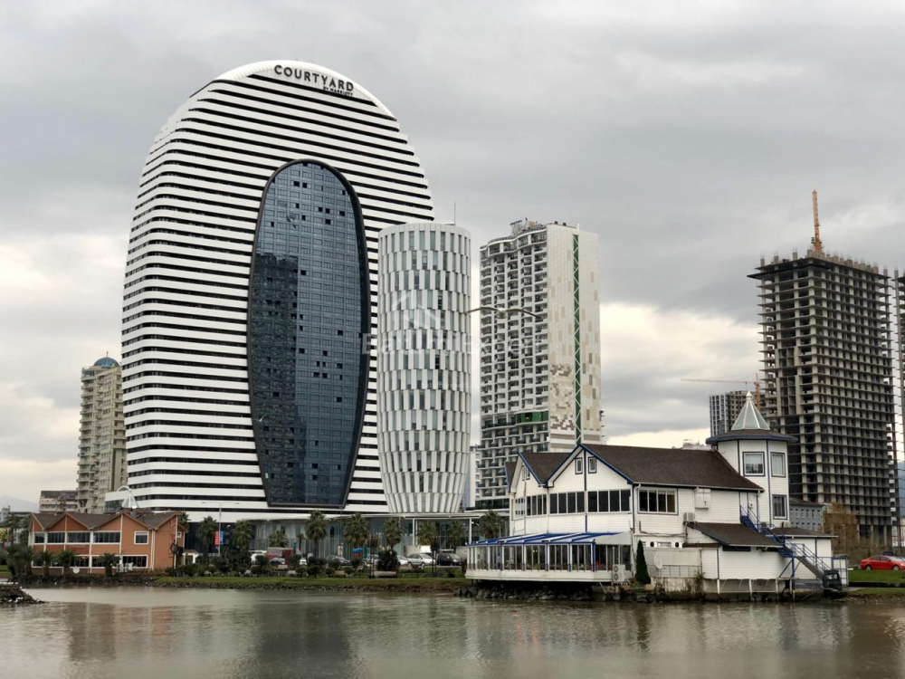 Daire 30.4 m² Daire - Şerif Khimshiashvili, Batumi, Gürcistan