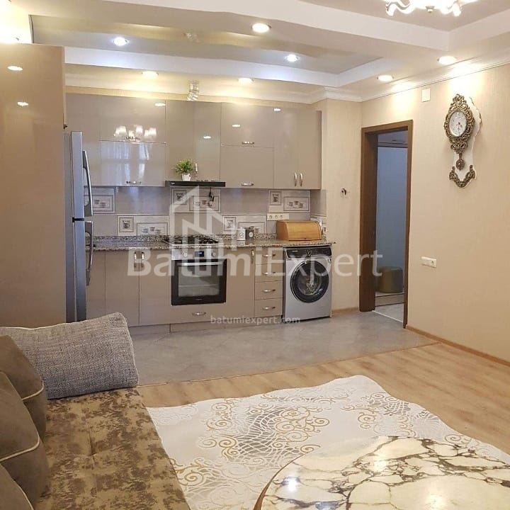 Daire 85 m² Daire - Ekvtime Takaishvili, Batumi, Gürcistan