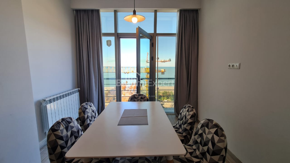 Daire 70 m² Daire - Şerif Khimshiashvili, Batumi, Gürcistan