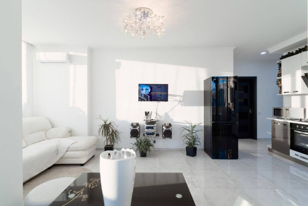 Daire 75.6 m² Daire - Niko Pirosmani, Batumi, Gürcistan