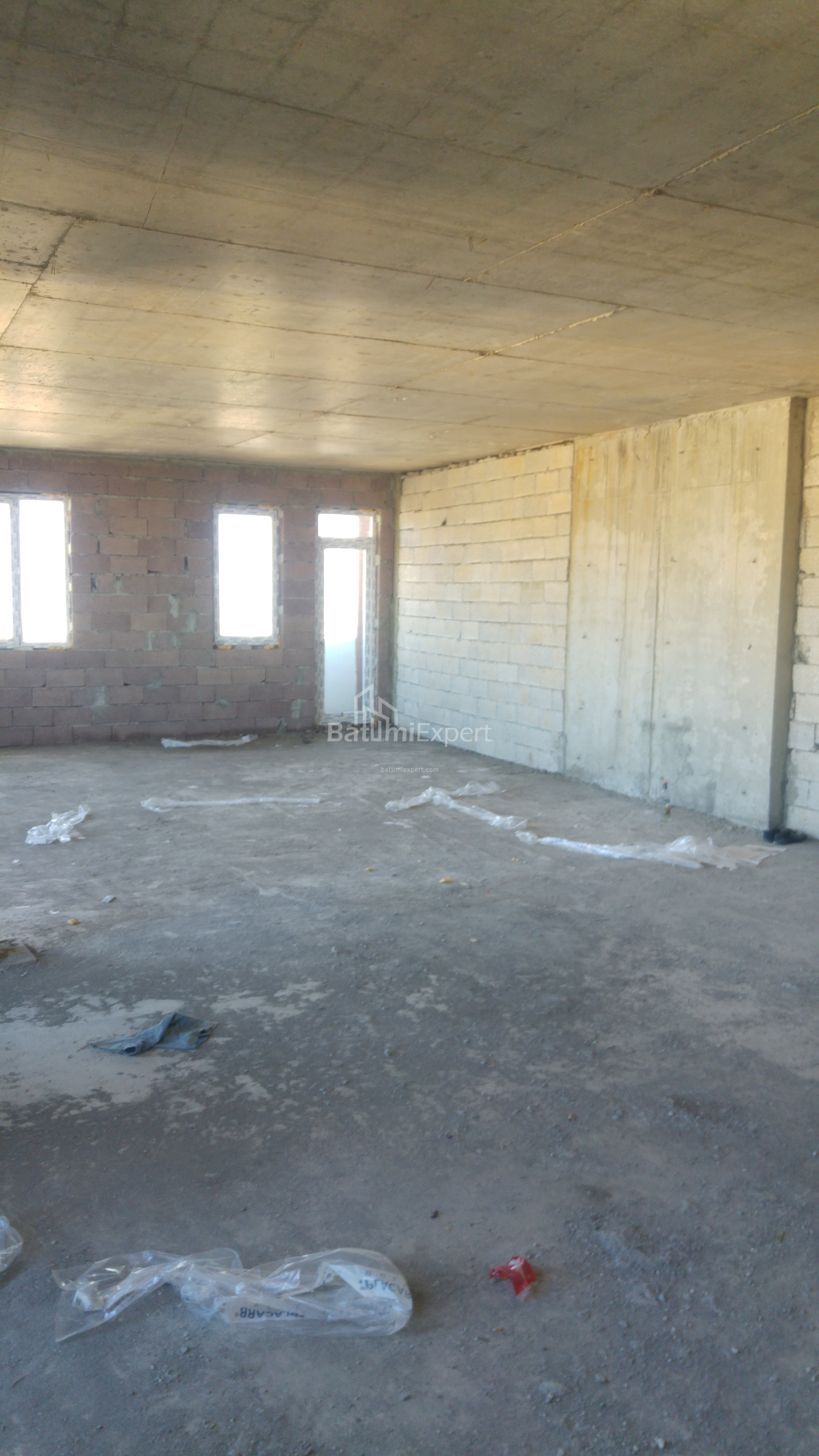 Daire 98 m² Daire - Petra Bagrationi, Batumi, Gürcistan