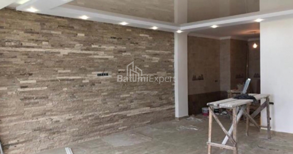 Daire 131 m² Daire - Şerif Khimshiashvili, Batumi, Gürcistan