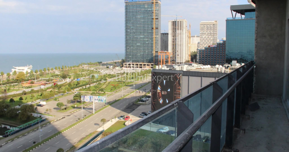 Daire 75.75 m² Daire - Lech ve Maria Kachinsky, Batumi, Gürcistan