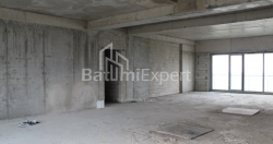 Daire 172.82 m² Daire - Lech ve Maria Kachinsky, Batumi, Gürcistan