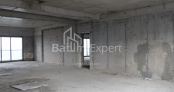 Daire 173.22 m² Daire - Lech ve Maria Kachinsky, Batumi, Gürcistan